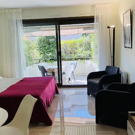 Gray D'albion Rou503 Cannes
