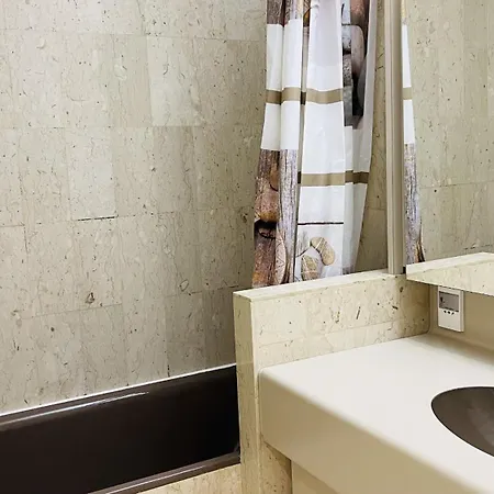 Gray D'albion Rou503 Apartman